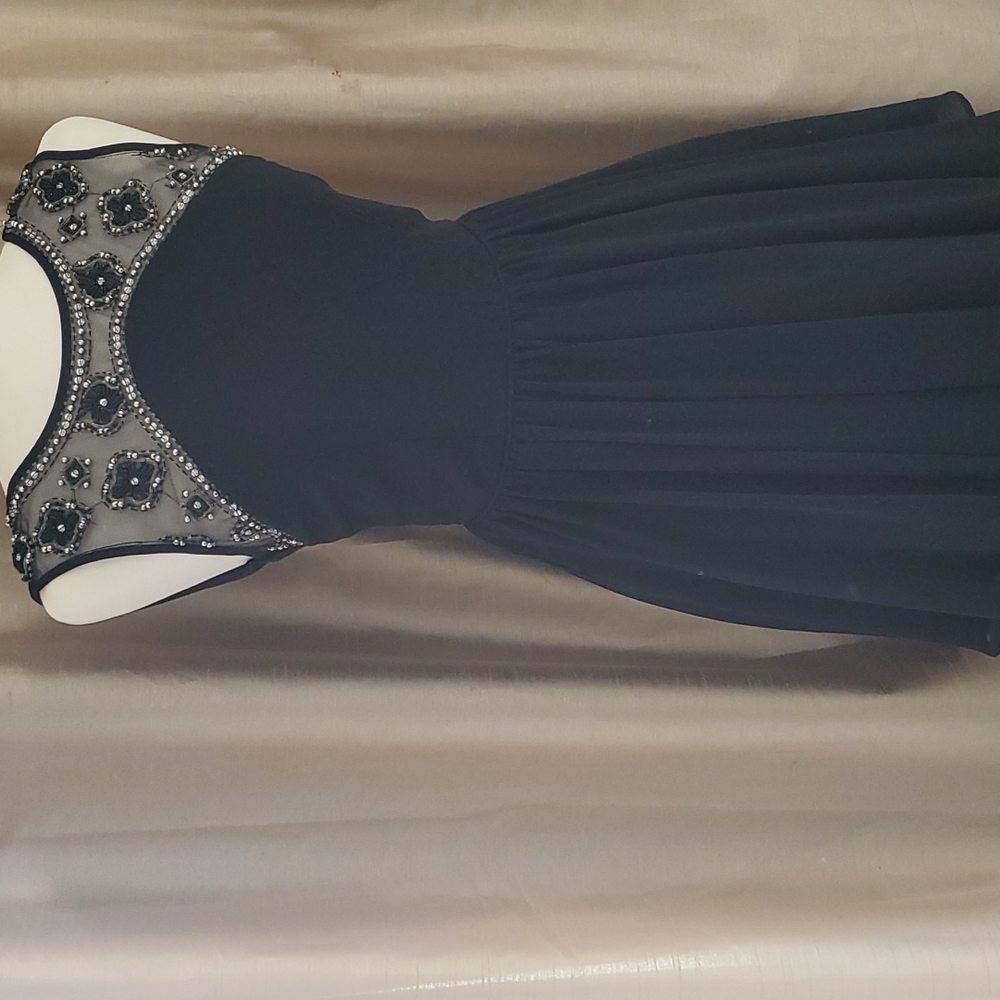WAY-IN clothing Co Formal Dress/ size 5/perfect condition 👗